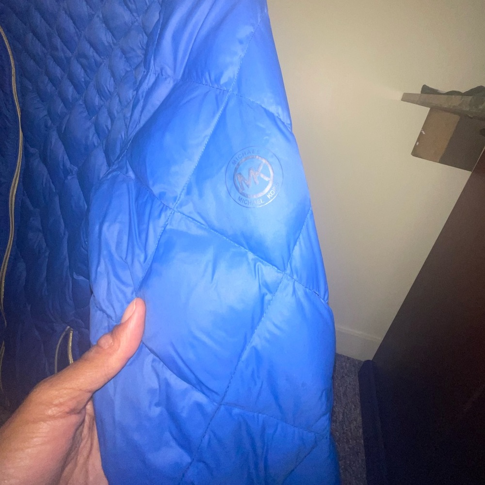 Packable Down Fill Medium Michael Kors Jacket. - image 8